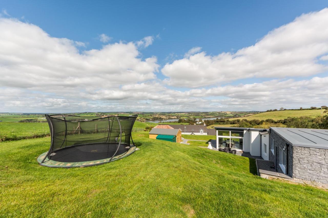 River Views,Kinsale, Hosted By Exquisite Holiday Homes, Sleeps 26 Cork Exterior foto